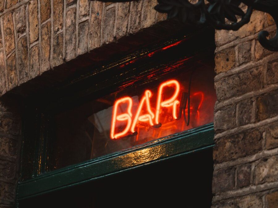 How Bar Crawls Improve Your Networking Skills and Professional Relationships in Ways Traditional Socializing Cannot Match